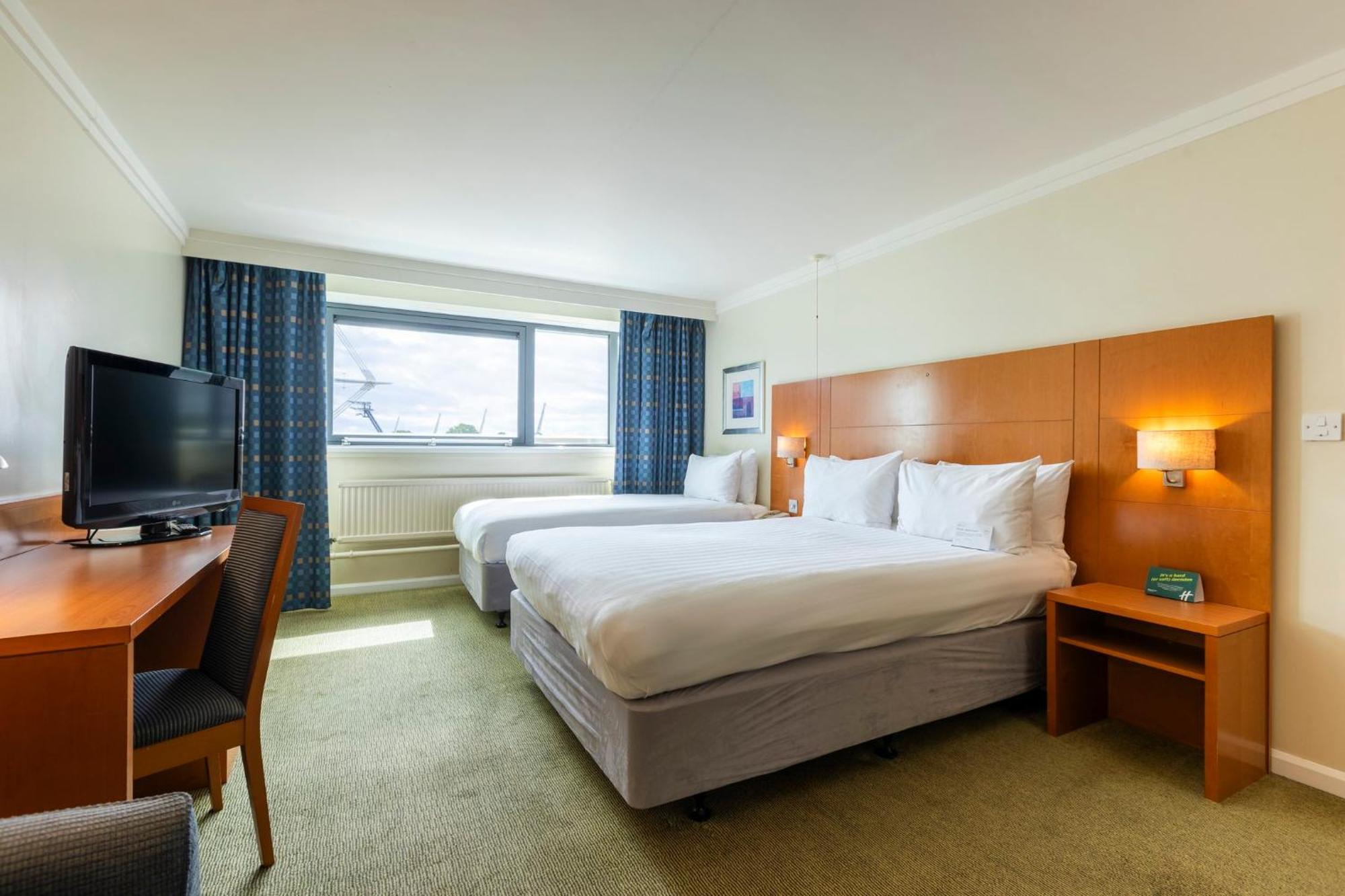 Holiday Inn Cardiff City, An Ihg Hotel Zewnętrze zdjęcie